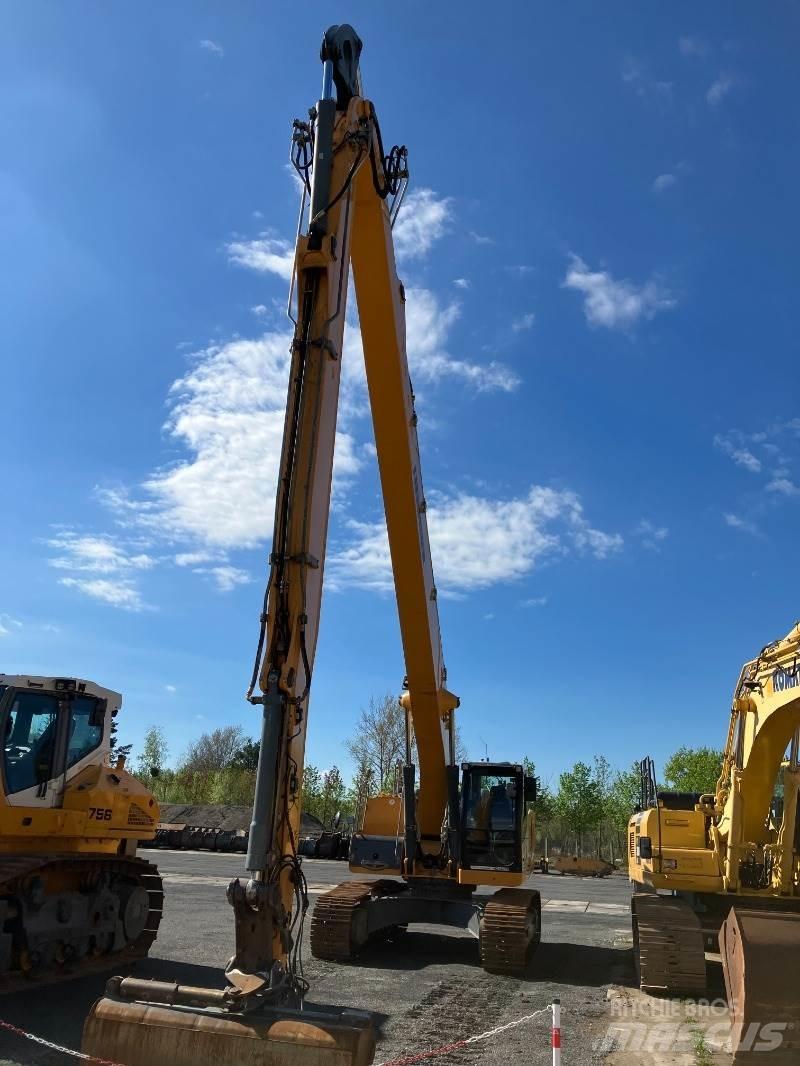 Liebherr R936 Гусеничні екскаватори