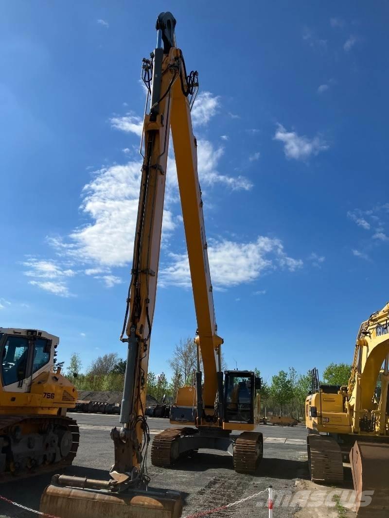Liebherr R936 Гусеничні екскаватори