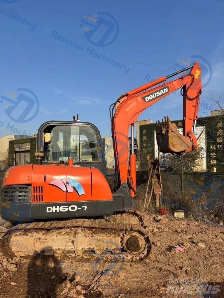 Doosan DH 60 Гусеничні екскаватори