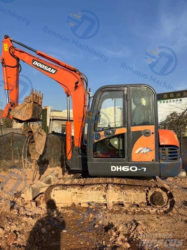 Doosan DH 60 Гусеничні екскаватори