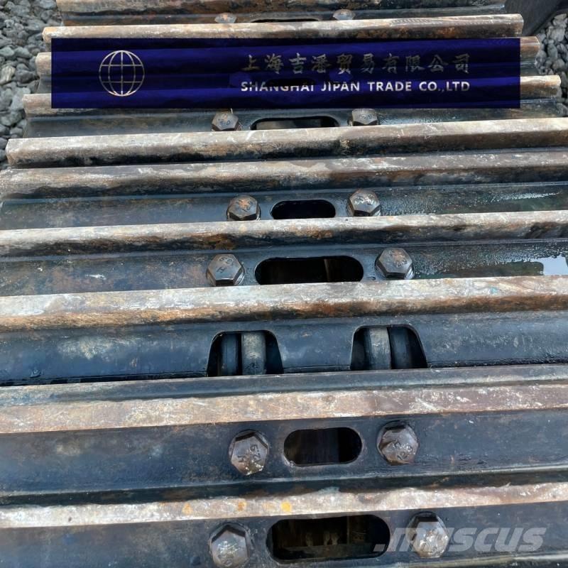 Kobelco SK 200 Гусеничні екскаватори