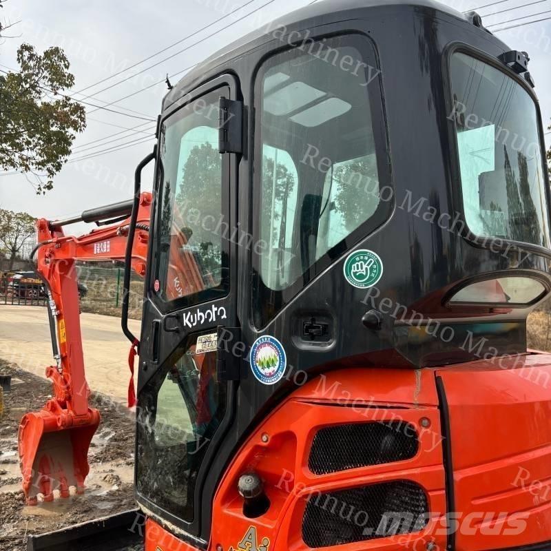 Kubota U 30 Міні-екскаватори < 7т