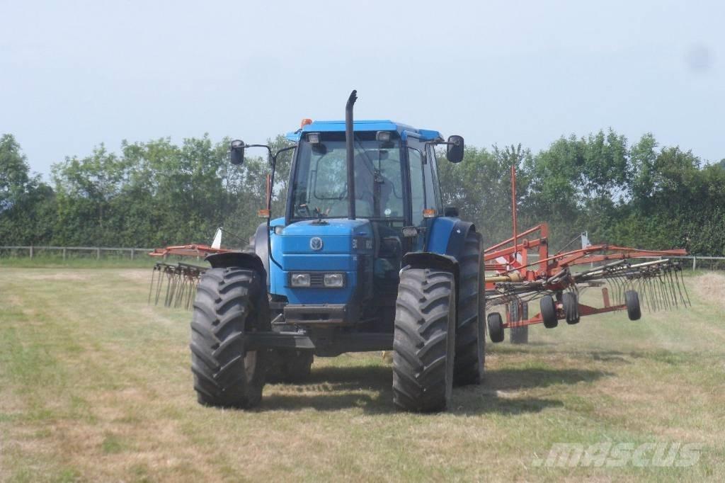 New Holland 8340 Трактори
