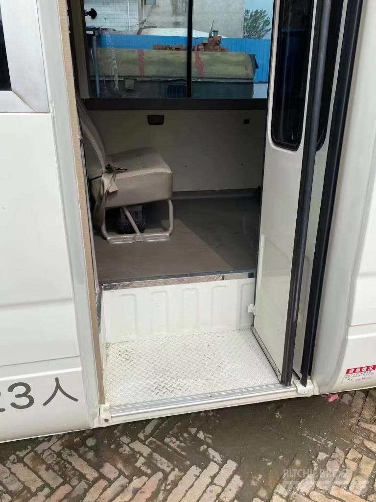 Toyota Coaster Bus Мікроавтобуси
