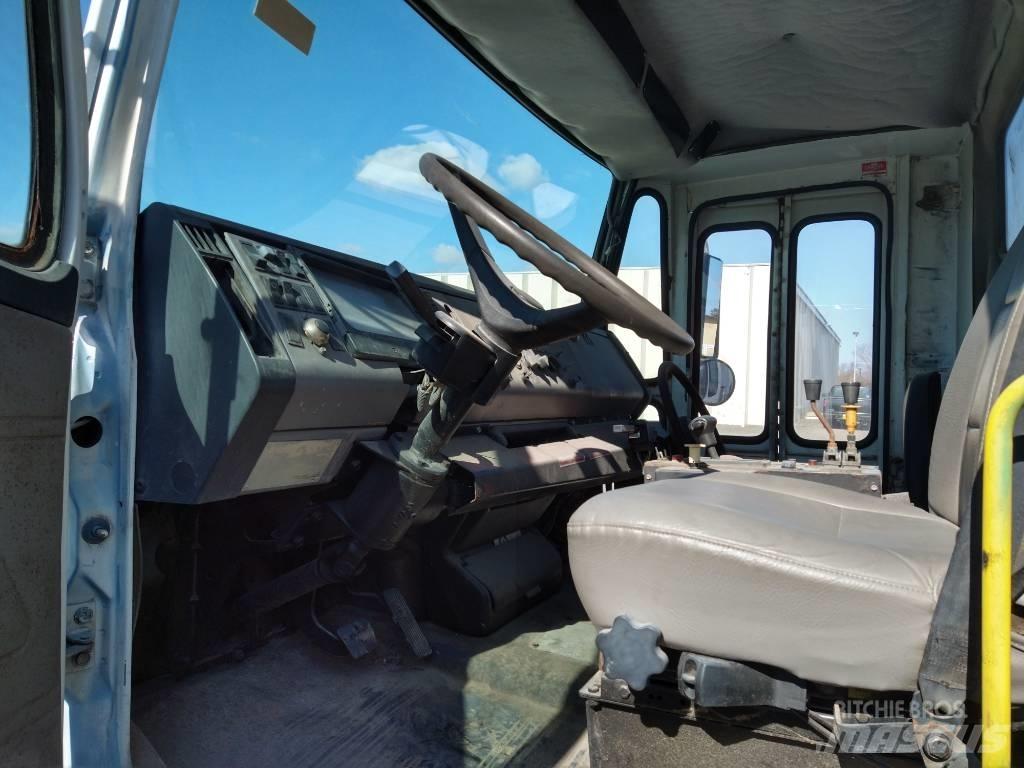 Freightliner FL80 Сміттєвози