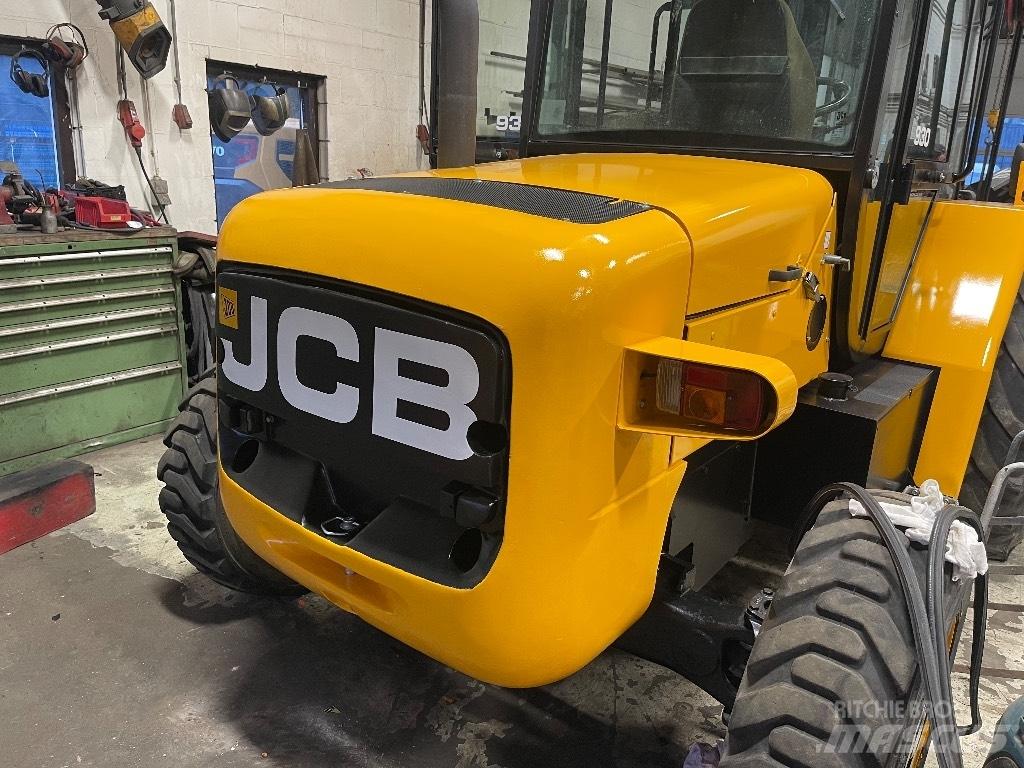 JCB 930 Навантажувачі підвищеної прохідності