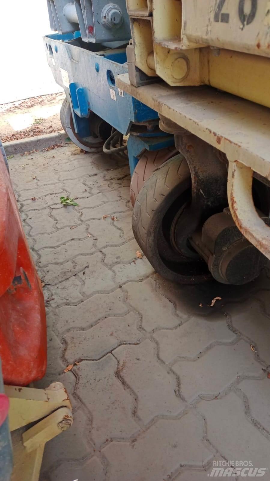 JLG 2646ES Підйомники-ножиці