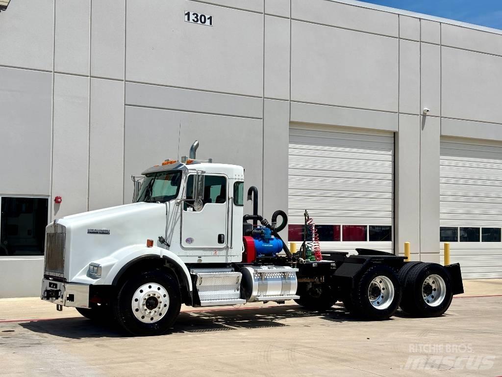 Kenworth T 800 Тягачі