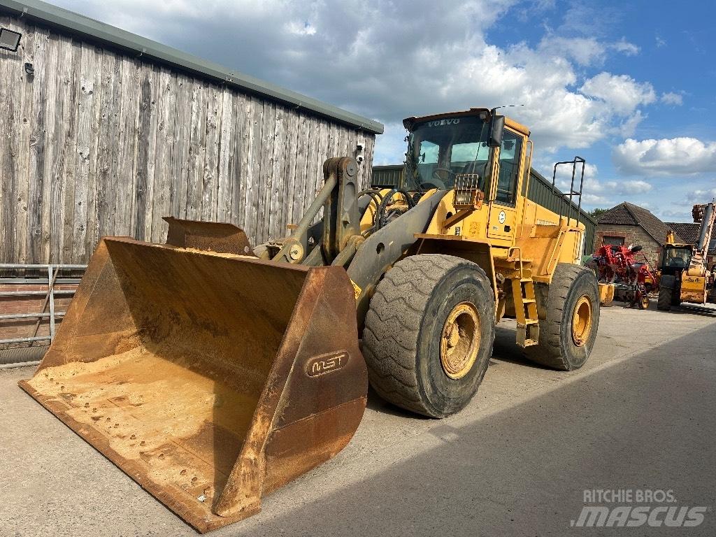 Volvo L 150 E Фронтальні навантажувачі