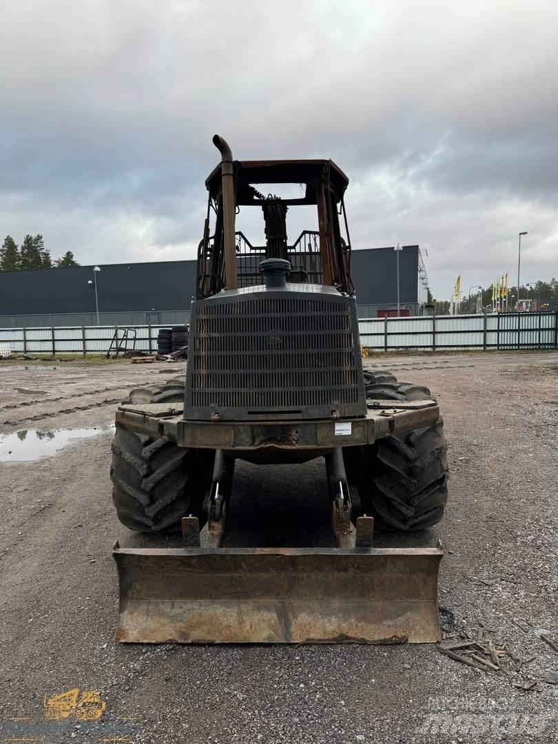 John Deere 1110D Форвардери