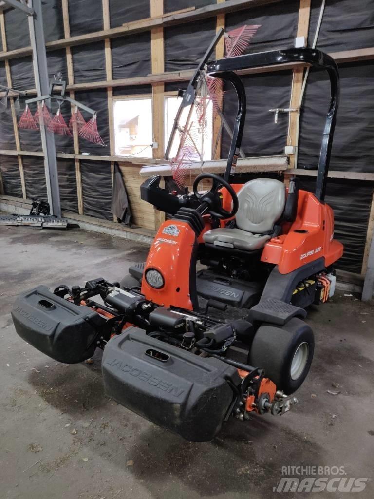 Jacobsen Eclipse 322 Газонокосарки