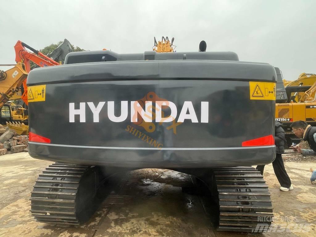 Hyundai Robex 220 Гусеничні екскаватори