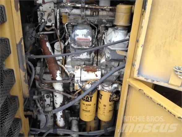 CAT 994 Фронтальні навантажувачі