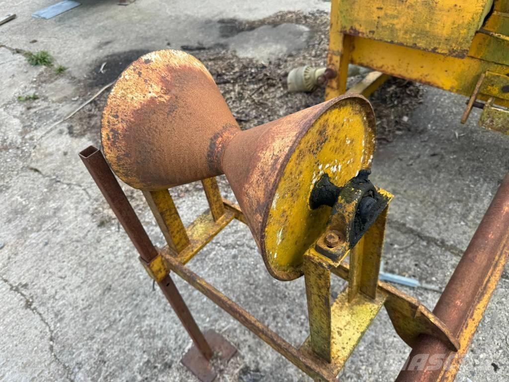  Cundy Peeler Подрібнювачі деревини