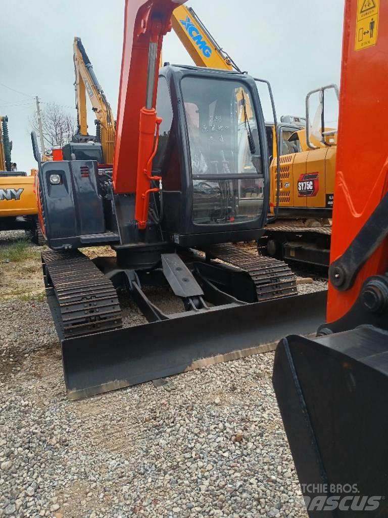 Hitachi ZX 70 Міні-екскаватори < 7т