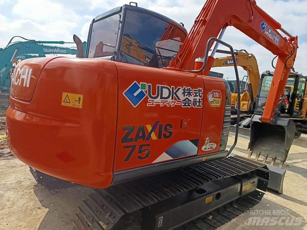 Hitachi ZX 70 Гусеничні екскаватори