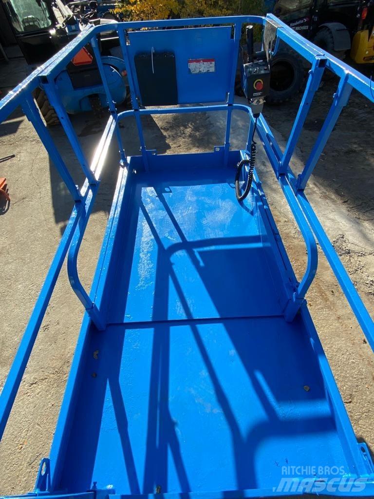 Haulotte Compact 12 Підйомники-ножиці