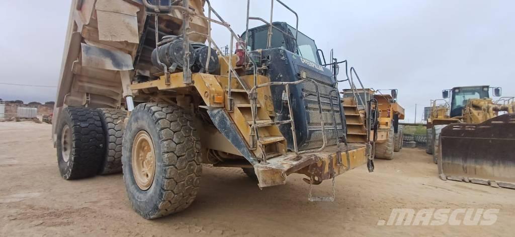 CAT 773 F Кар`єрні самоскиди