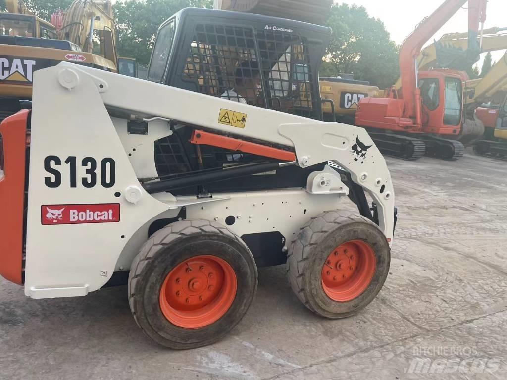 Bobcat S 130 Міні-навантажувачі