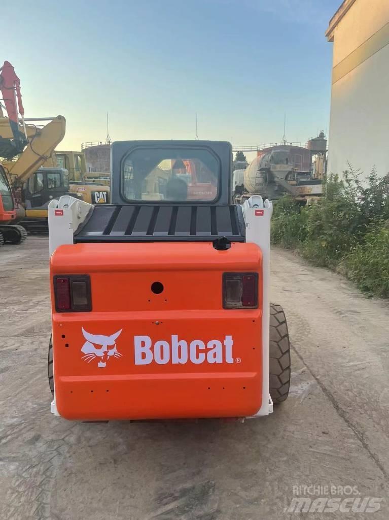 Bobcat S 130 Міні-навантажувачі