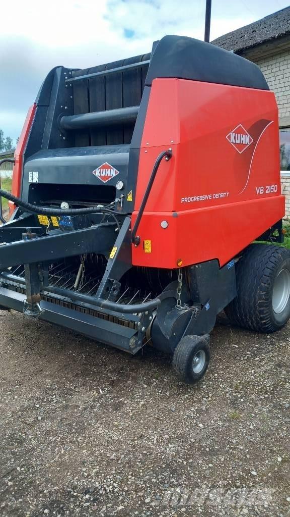 Kuhn VB 2160 Рулонні прес-підбирачі