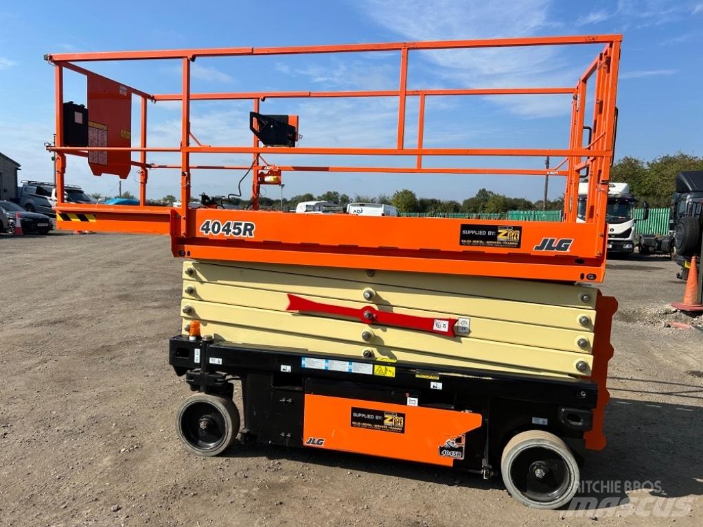 JLG 4045R Підйомники-ножиці