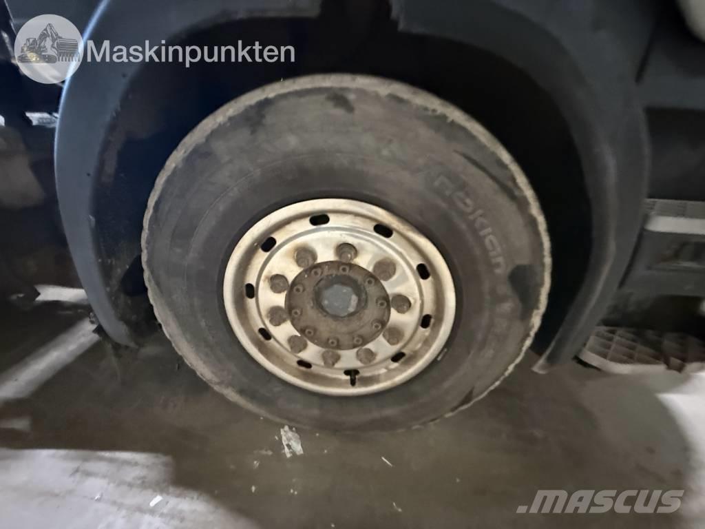 Scania Lastväxlare Вантажівки з гаковим підйомом