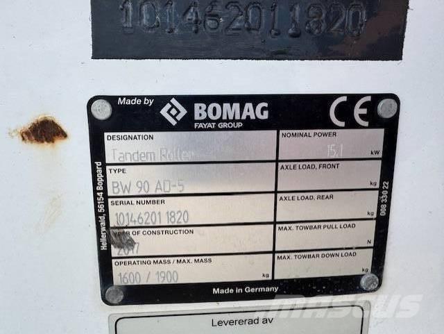 Bomag BW90 AD-5, Vält Котки тротуарні