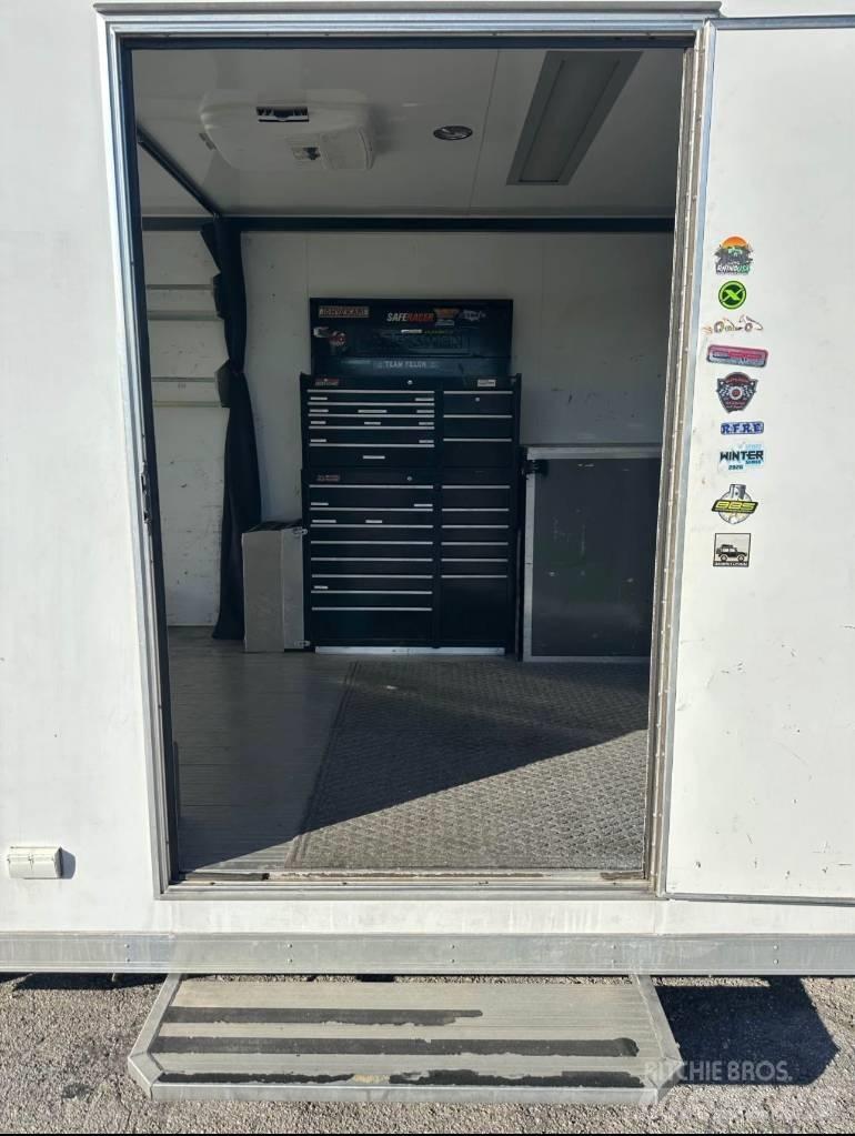  InTech Car Hauler Напівпричепи колесного транспортного засобу