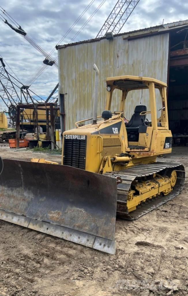 CAT D 5 G LGP Гусеничні бульдозери