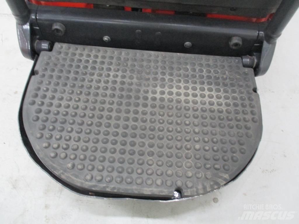 Linde L14 AP Самохідні електроштабелери