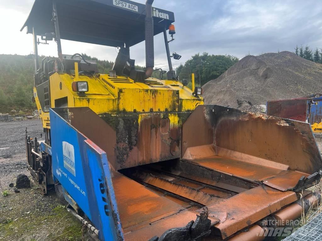 Titan 6870 Paver Асфальтовкладачі