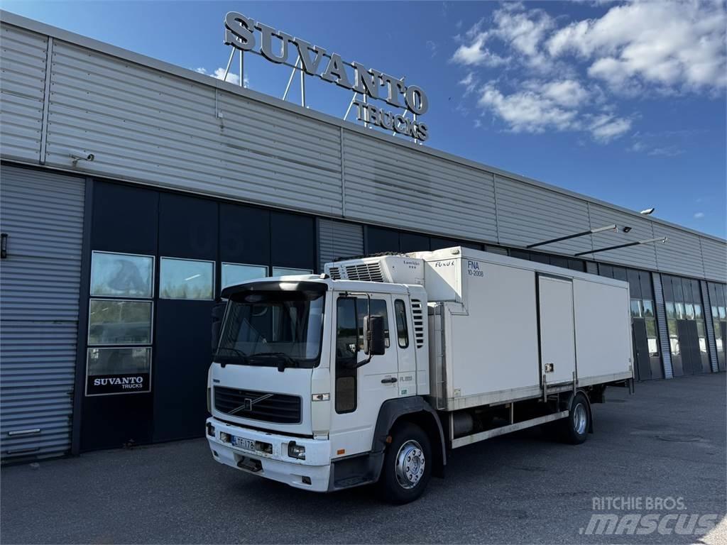 Volvo FL220 Фургони