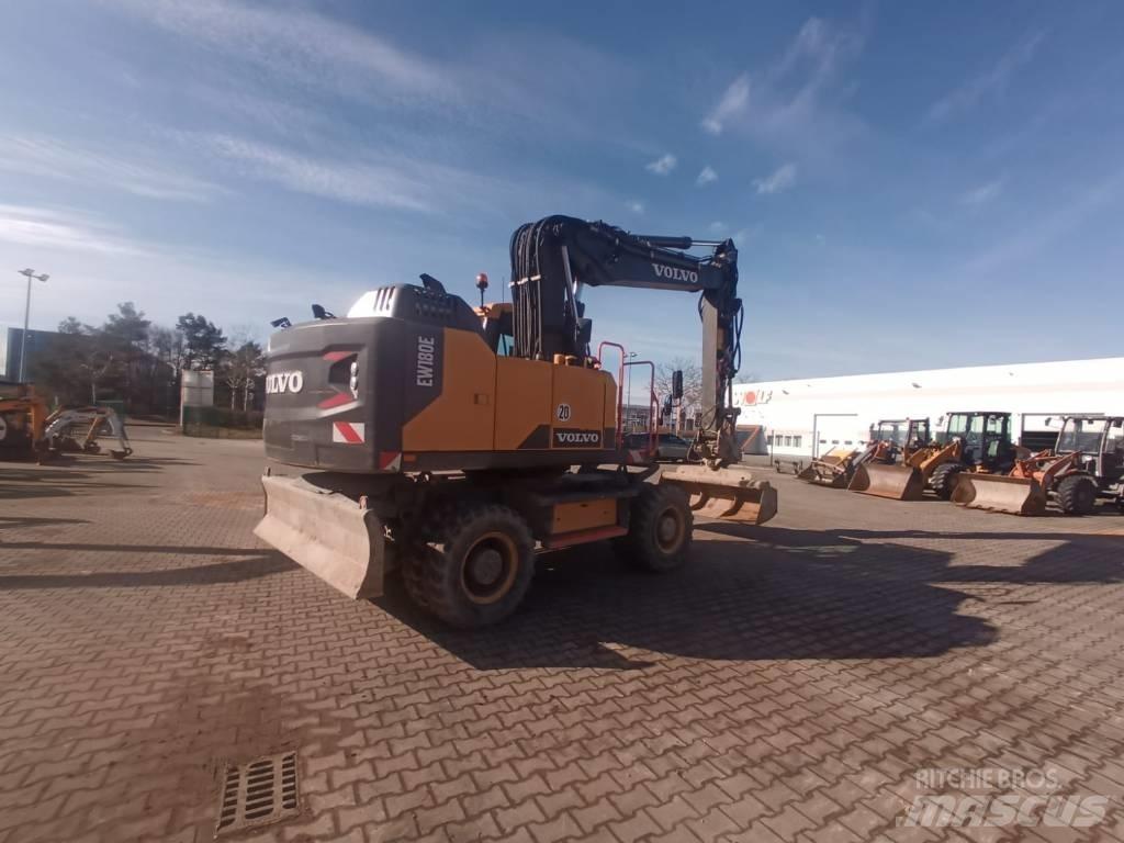 Volvo EW 180 E Колісні екскаватори