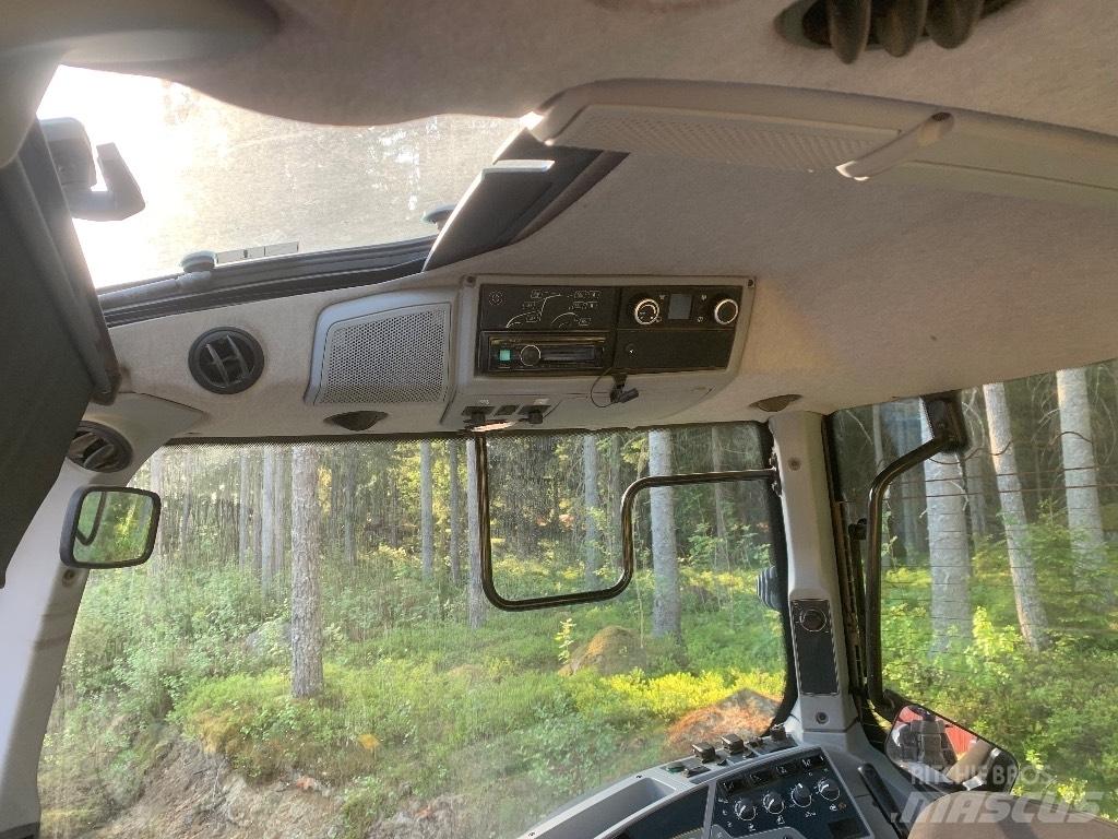 Valtra N 174 Трактори