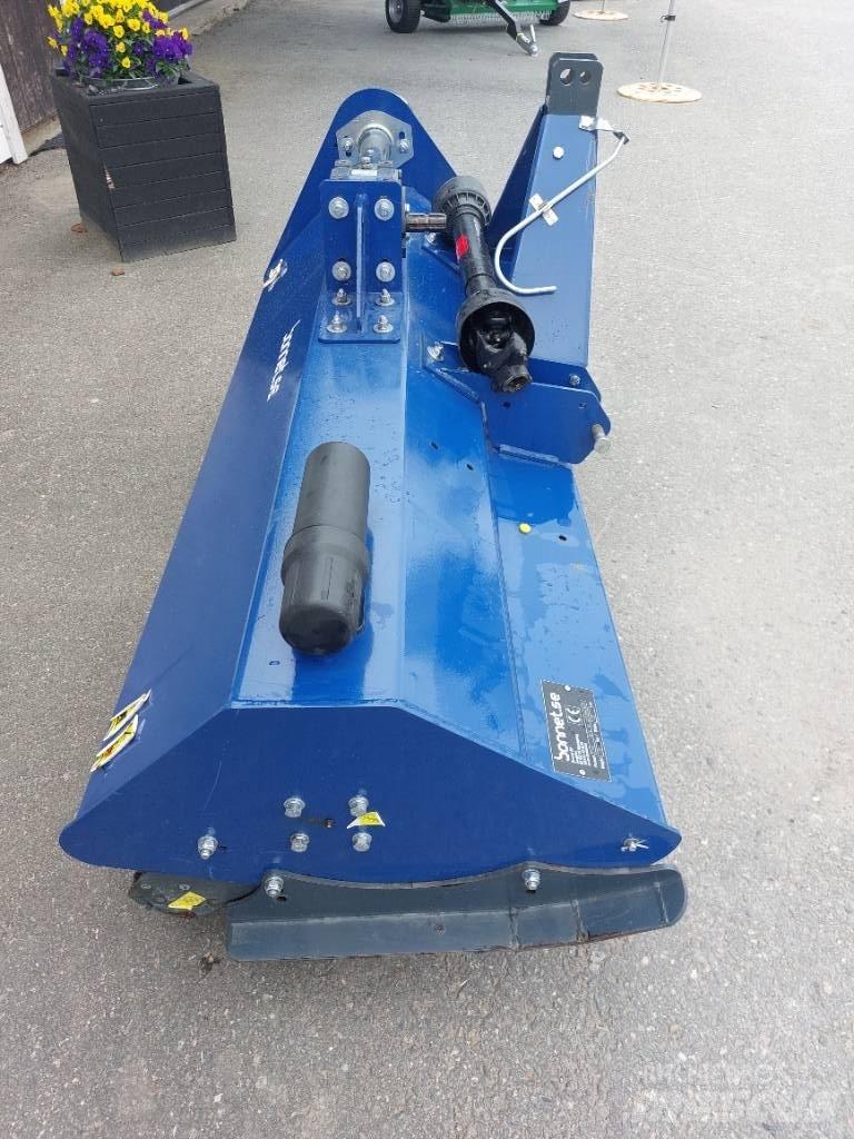 Bonnet Betesputs 175 Газонні і лукові косилки