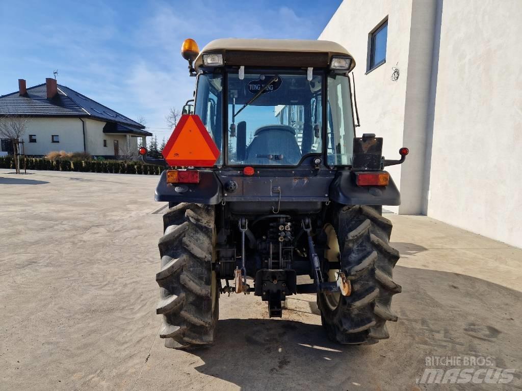 TYM T431 P569 Трактори