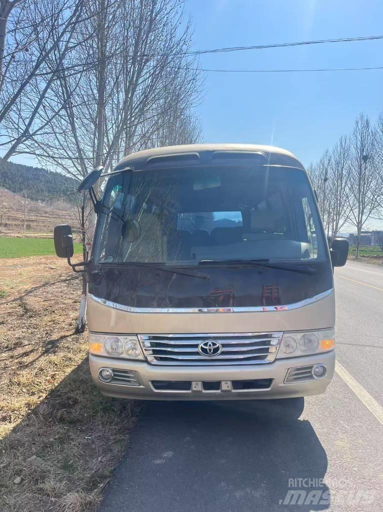 Toyota Coaster Міжміські автобуси