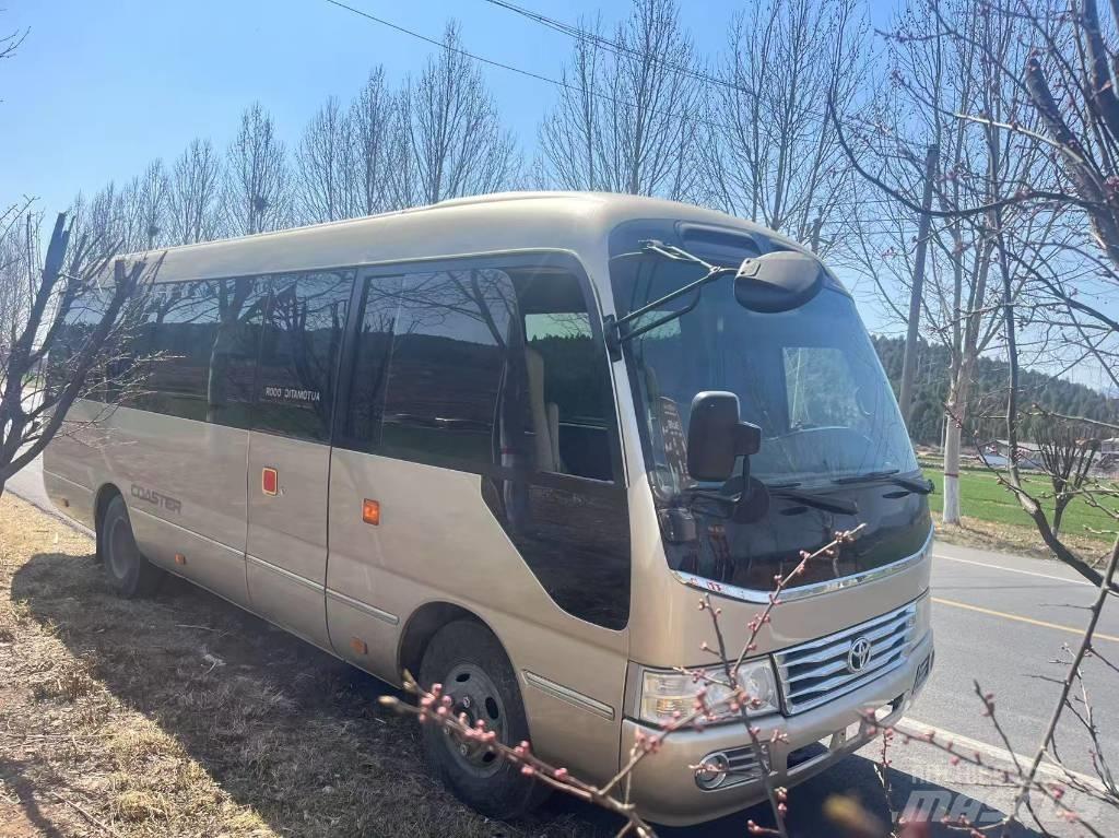Toyota Coaster Міжміські автобуси
