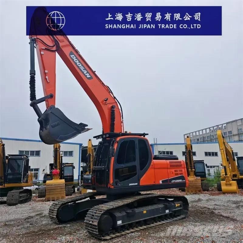 Doosan DX 225 Гусеничні екскаватори