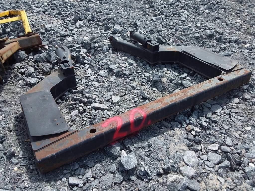 Komatsu 895 Інше обладнання