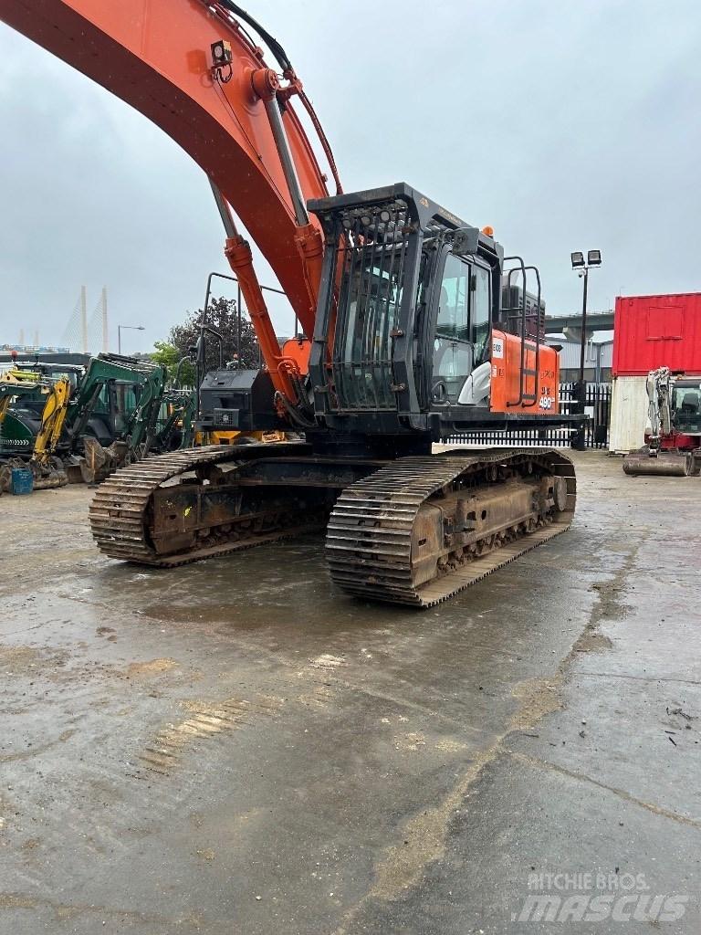 Hitachi 490 Гусеничні екскаватори