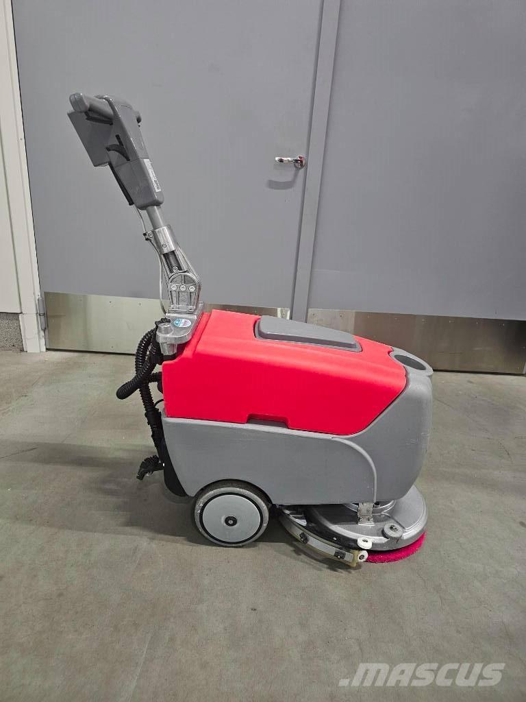 Hako Scrubmaster B12 Підлогомиючі машини