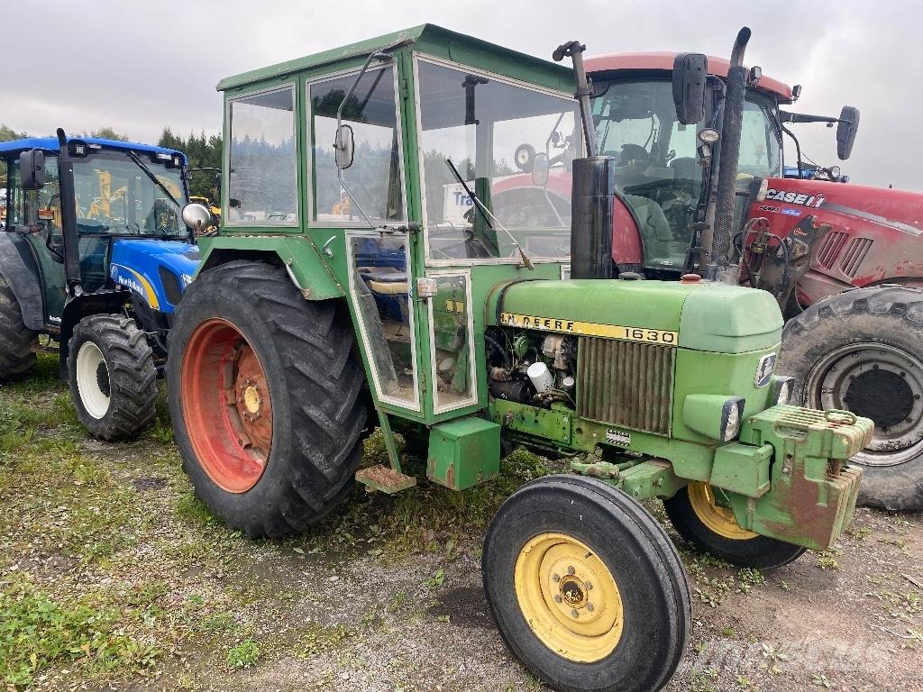 John Deere 1630 Трактори