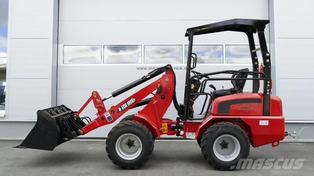  N-Eco 180E Фронтальні навантажувачі