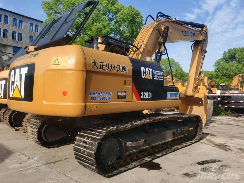 CAT 320d2 Гусеничні екскаватори
