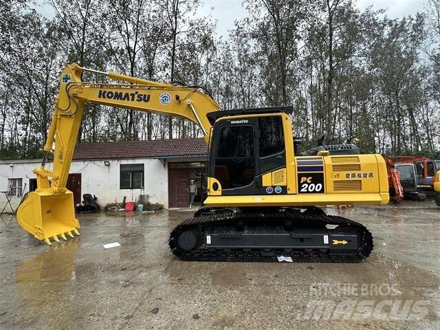 Komatsu pc200-8 Гусеничні екскаватори