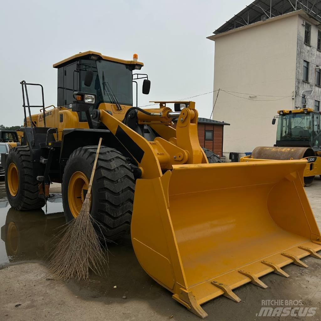 SDLG LG 956 L Фронтальні навантажувачі