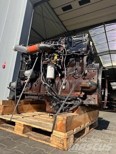 Cummins QS-15-C440 Двигуни
