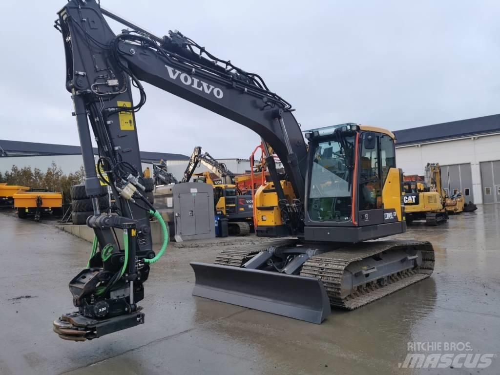 Volvo ECR145EL Гусеничні екскаватори